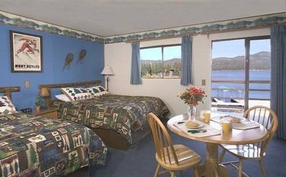Big Bear Lakefront Lodge Room photo